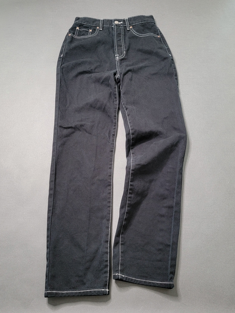 PacSun Black Straight-Leg Jeans with White Contrast Stitching